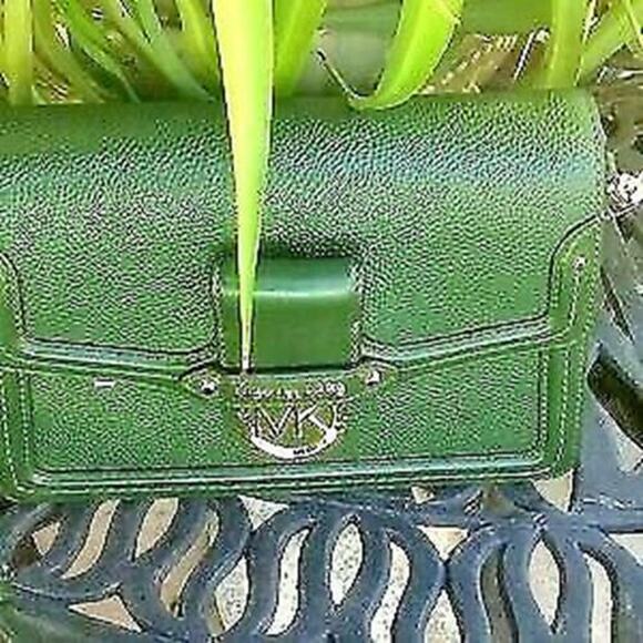 MICHAEL KORS PEBBLE LEATHER HANDBAG ?? NWT0 - Picture 1 of 6